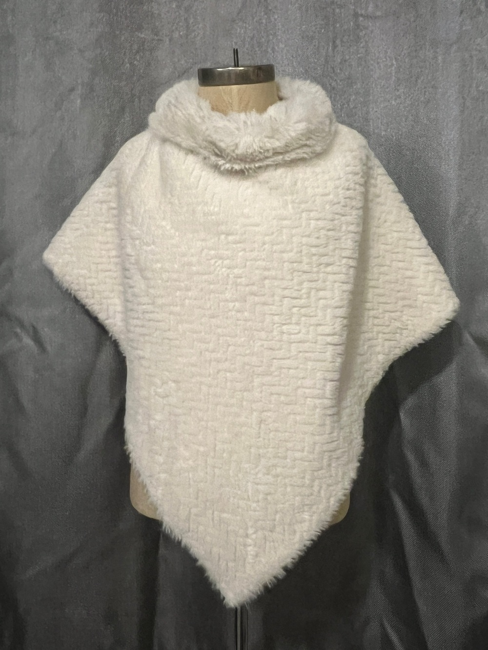 Cozy Cream Faux-Fur Trim Girls' Poncho